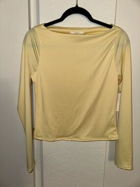 gaze Pale Yellow Boatneck Long Sleeve Top